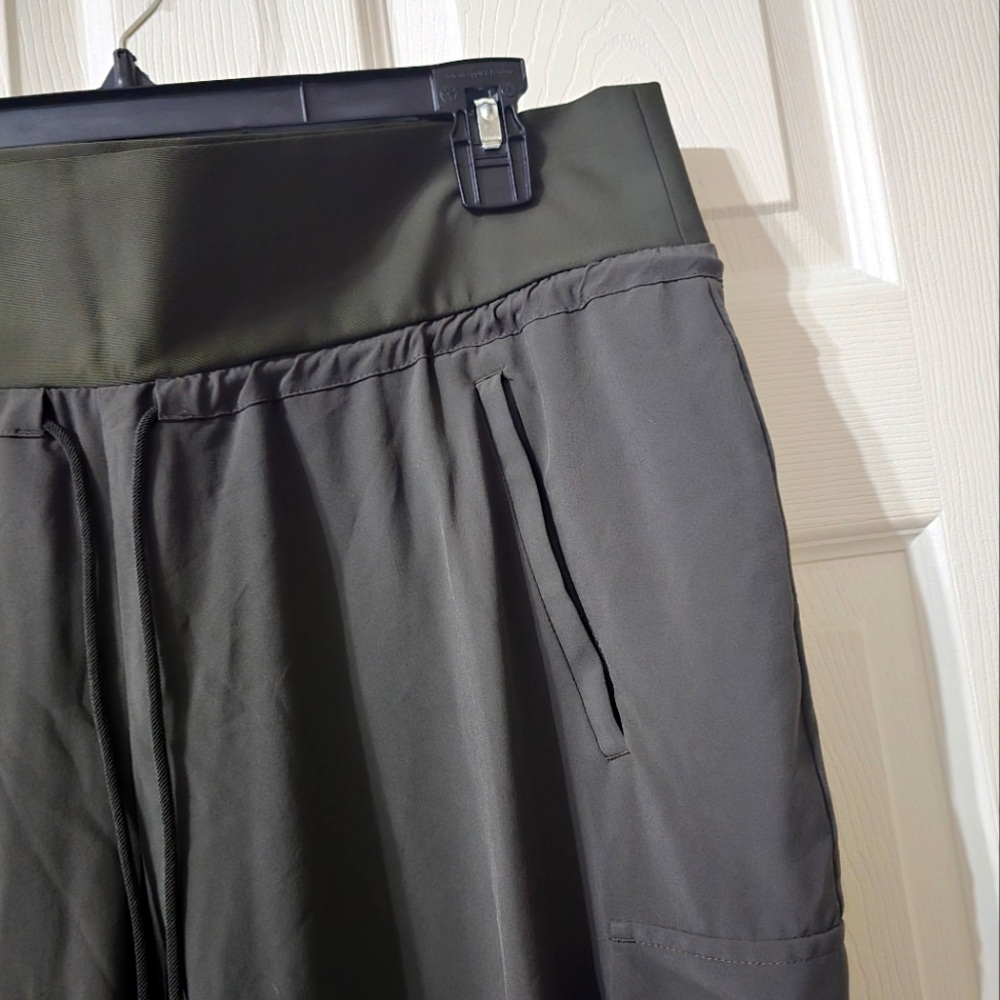 Athleta Sutton Cargo Joggers, Olive Green, Pull-On, Knit Waistband, Sz 14, EUC! - Picture 6 of 9